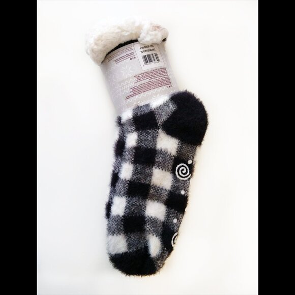 Muk Luks Women's Cozy Cabin Socks, 2 Pair, Fits Shoe Size 8-10 - Picture 2 of 7